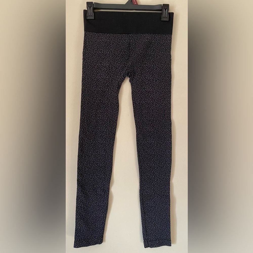 Legacy Animal Print Leggings M NWOT